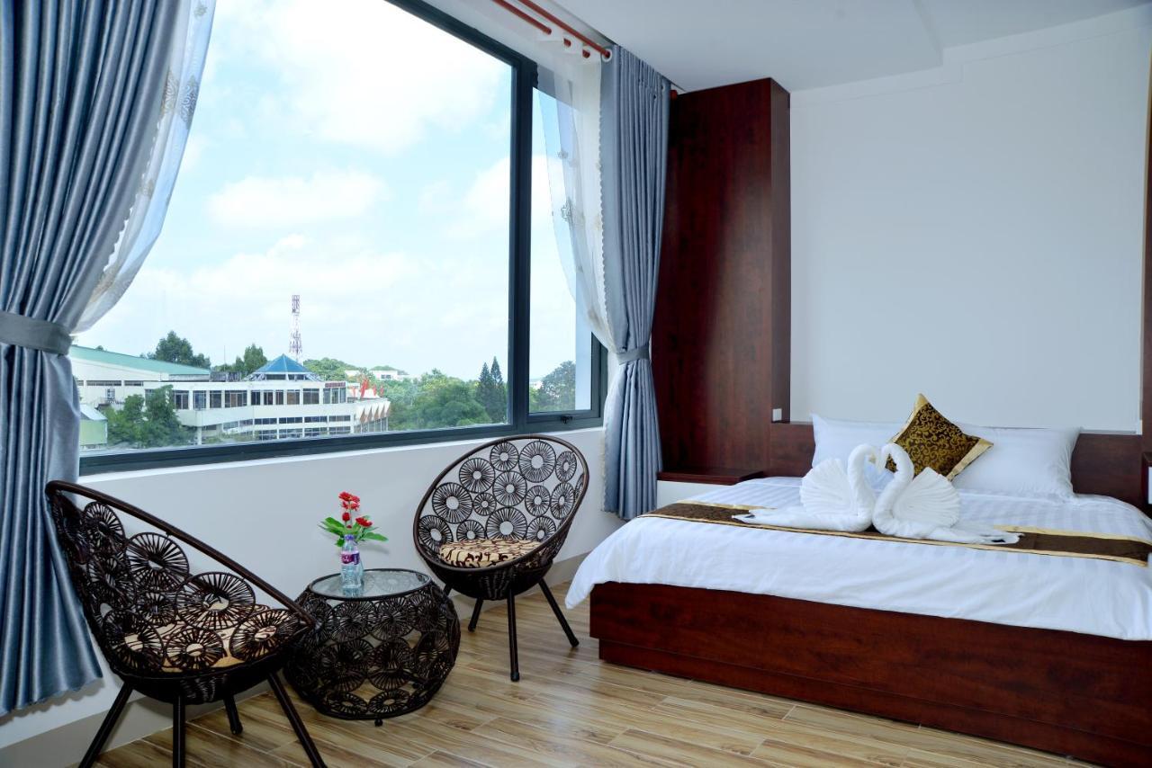 Buon Ma Thuot Hotel Екстер'єр фото