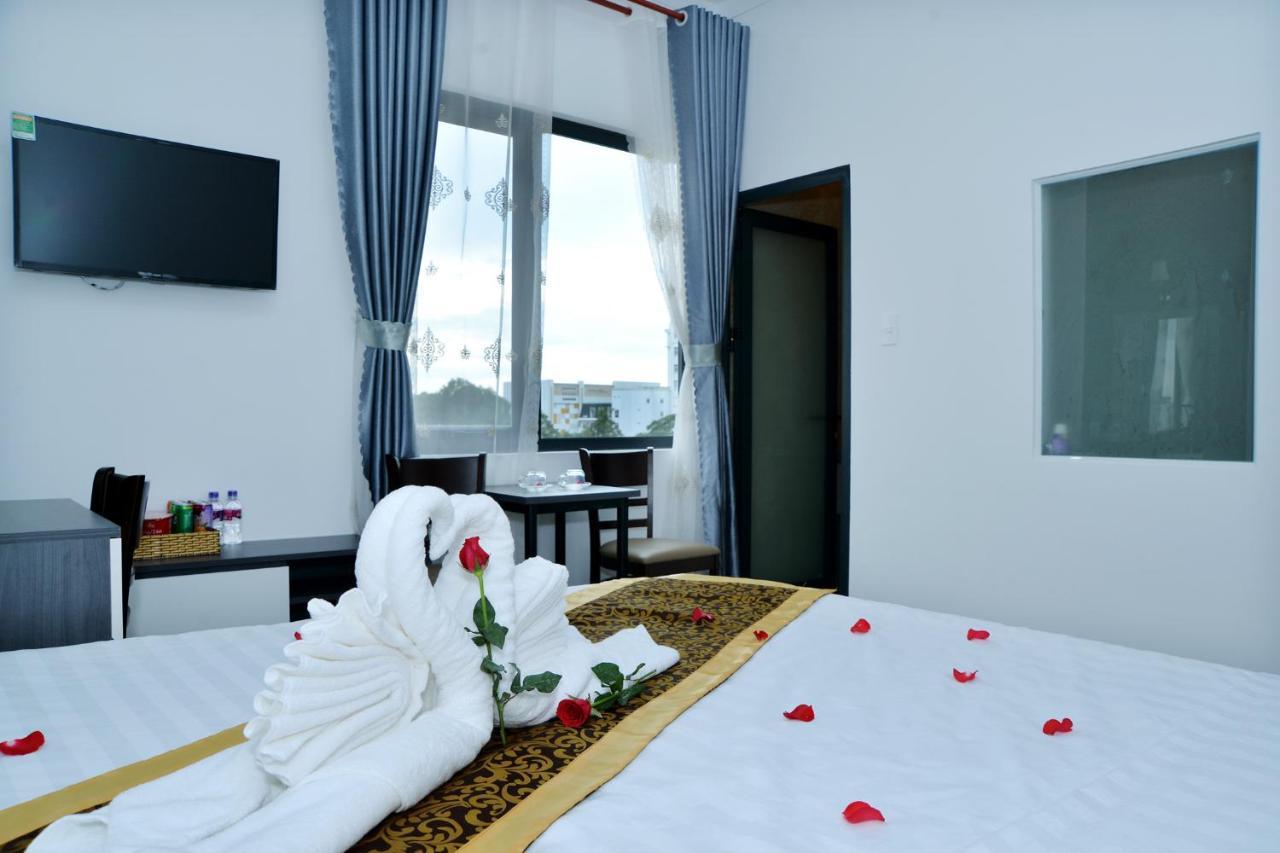 Buon Ma Thuot Hotel Екстер'єр фото